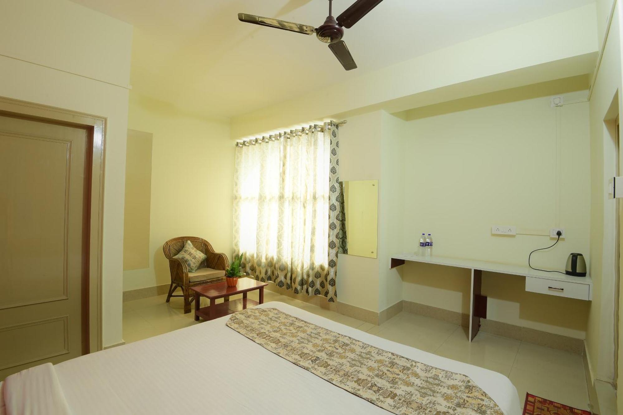 Hotel Bhargav Guwahati Dış mekan fotoğraf